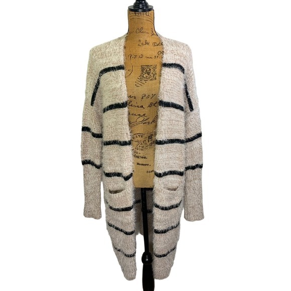 HYFVE Beige & Black Stripe Eyelash Knit Cardigan Sweater‎ - Picture 1 of 9